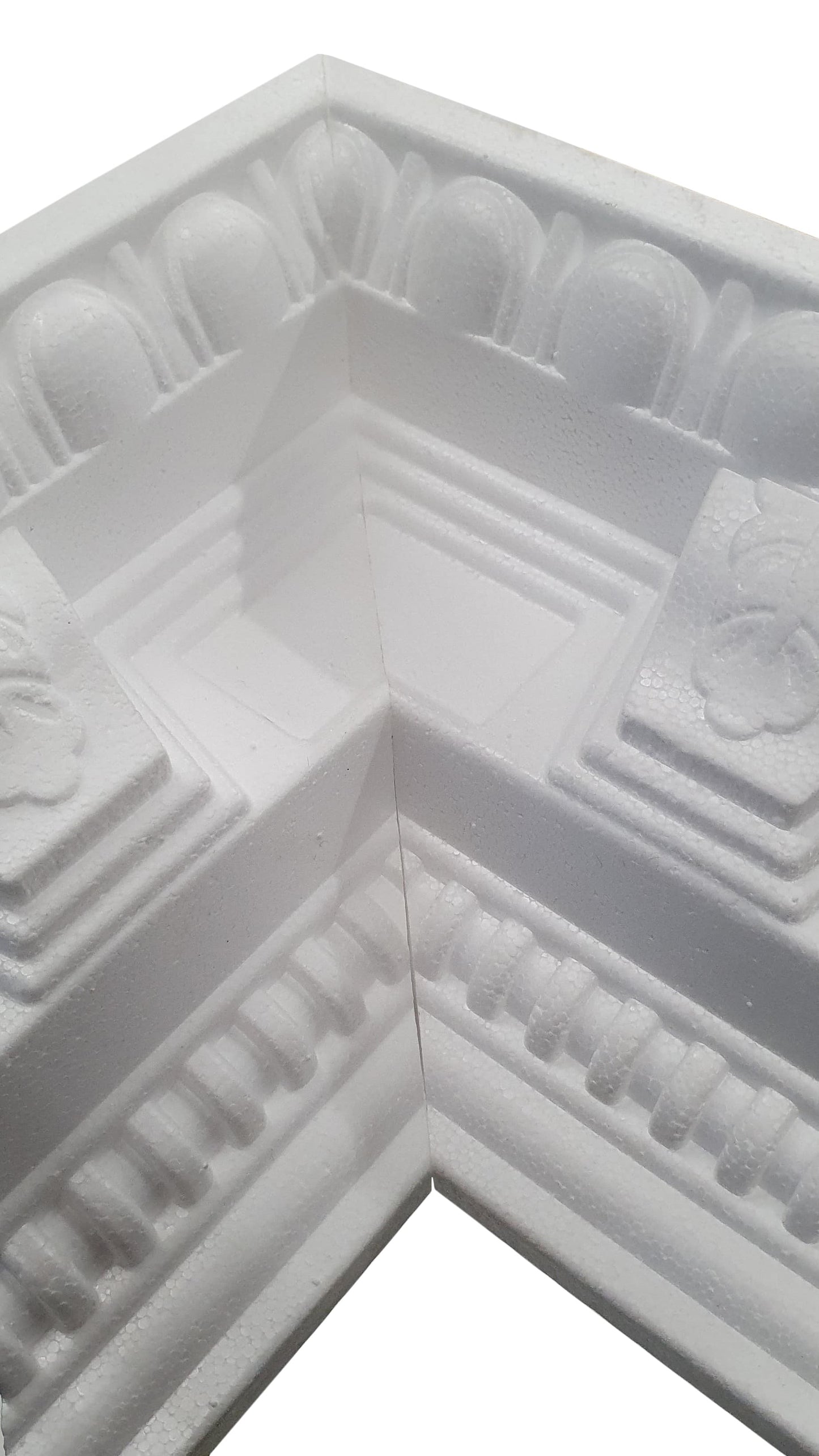 V21 Suport pentru tăiat baghete decorative din polistiren