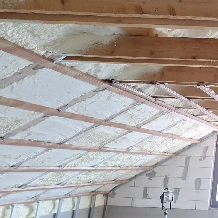 Cum folosesc fierăstrău pentru tăiat spumă poliuretanică :: taiatpolistiren.ro